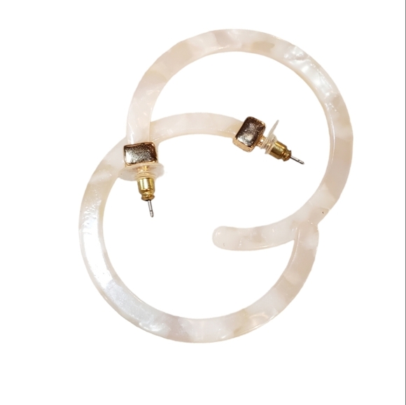 Bundle of Womens Large Resin Hoop Earrings Cognac and White - Picture 3 of 4